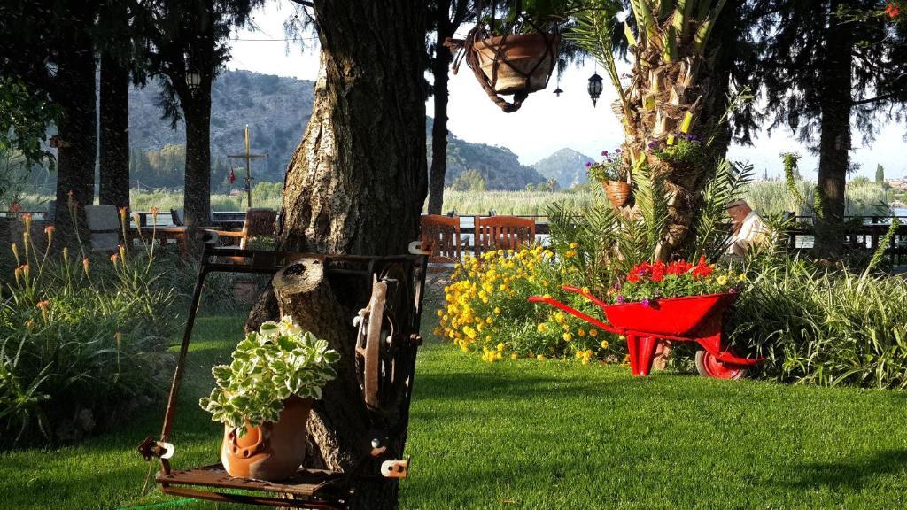 Hotel Happy Caretta Dalyan Eksteriør billede
